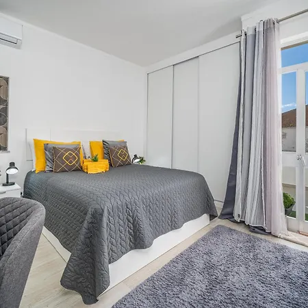Апартаменти Zizas House T2 Palace